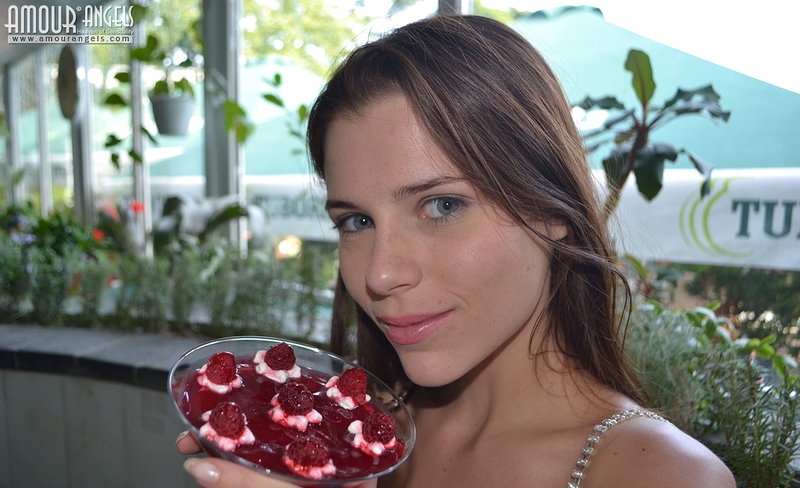 Ярослава, 24 года, 0 размер груди